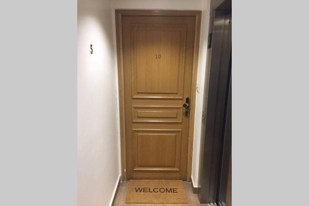 French Typical Apartment باريس المظهر الخارجي الصورة
